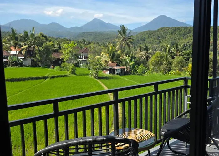 Bukit Luwih House