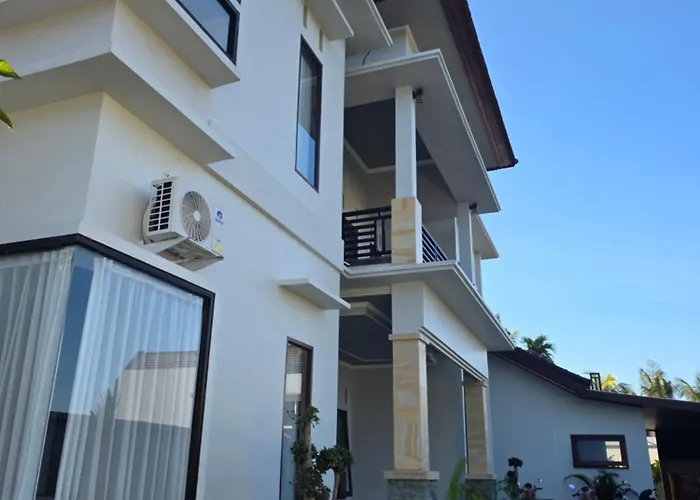 Bukit Luwih House